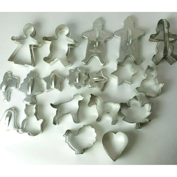 Metal Cookie Cutters Lot 19 Holidays Gingerbread - Picture 1 of 7